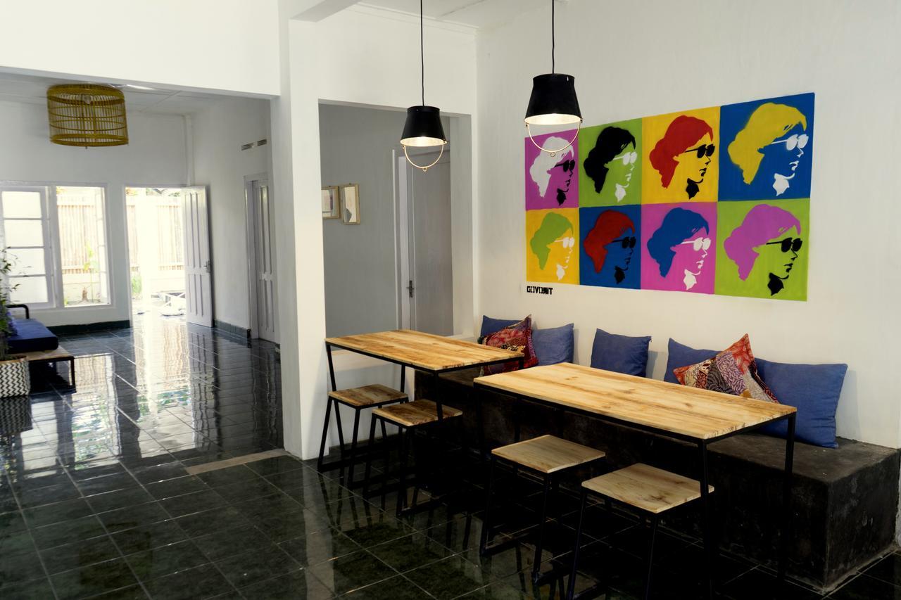 Pondok Sare Hostel Джокякарта Екстериор снимка