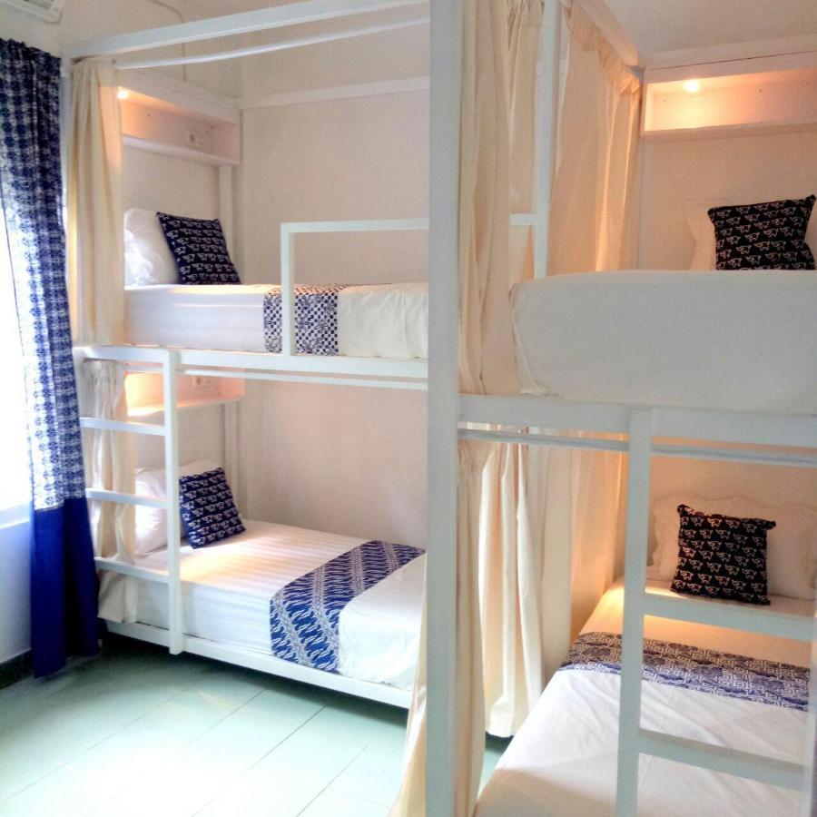 Pondok Sare Hostel Джокякарта Екстериор снимка